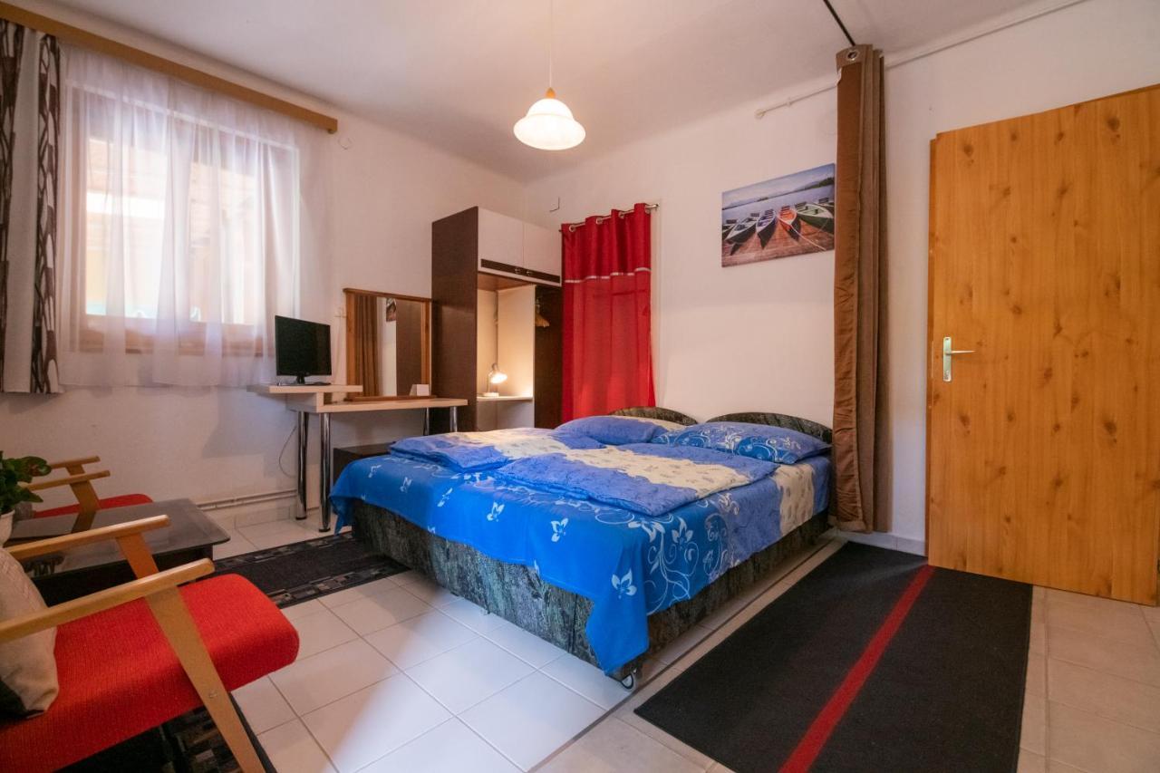 Aranylaz Vendeghaz Lägenhet Visegrád Exteriör bild